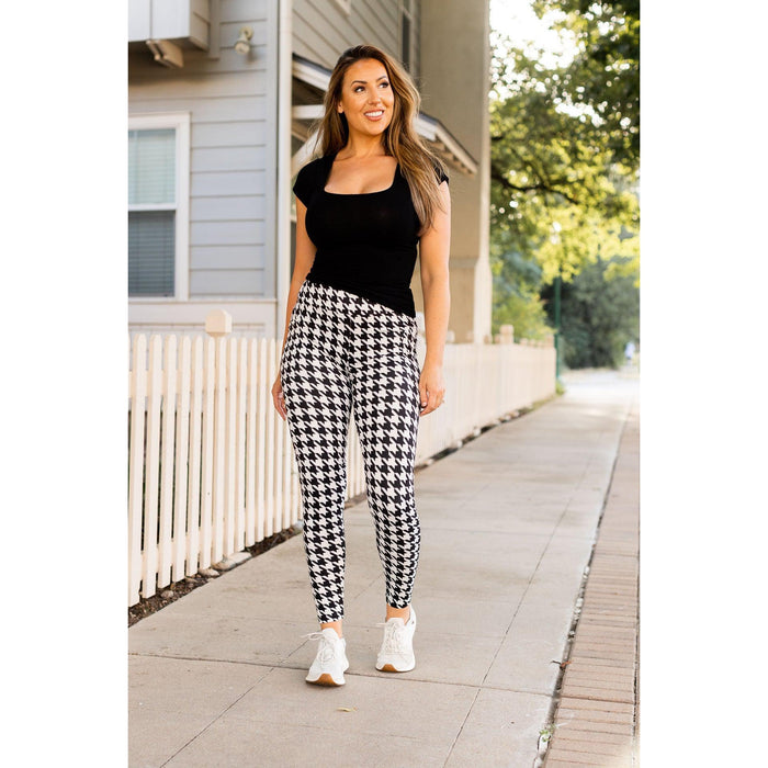 *Ready to Ship | Houndstooth Leggings  - Luxe Leggings by Julia Rose®