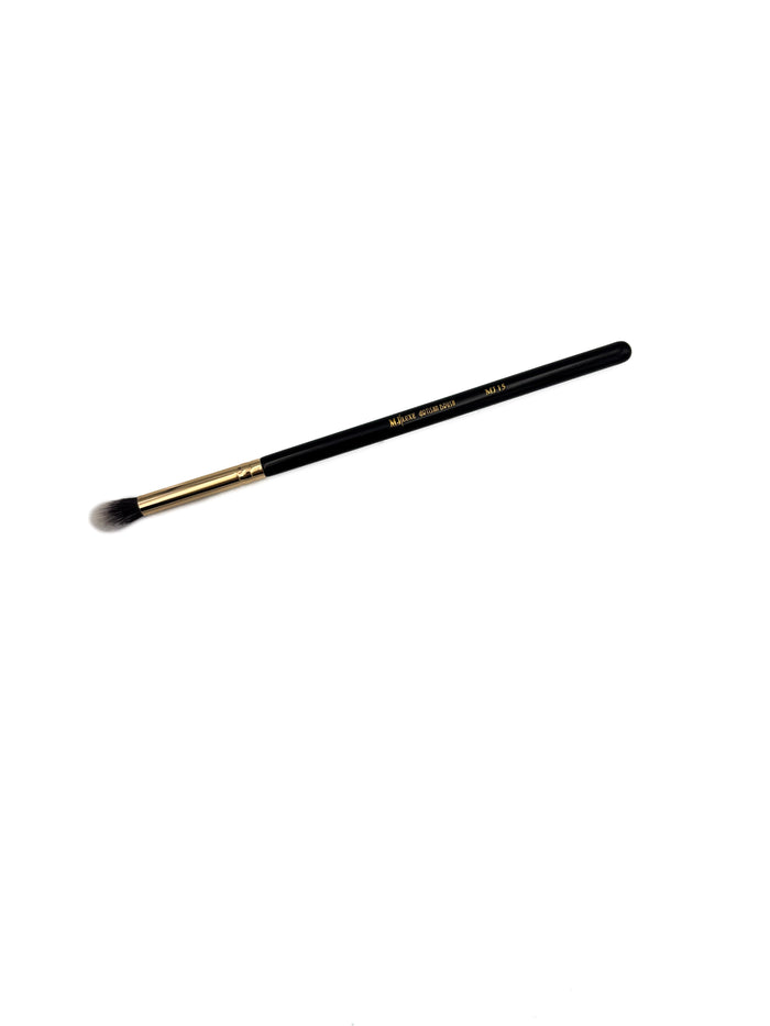 MJ 15 Luxe Artisan Fluffy multiuse eyeshadow blending brush