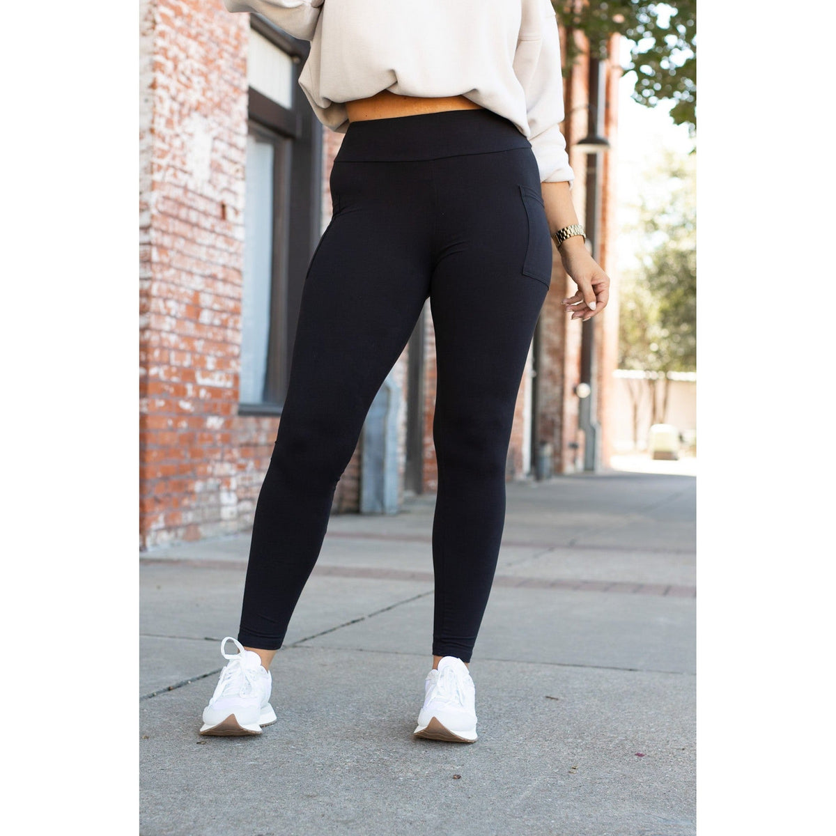 Black Full-Length Leggings with Pocket