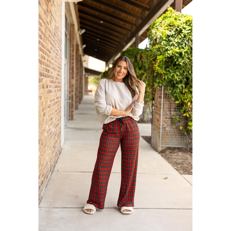 Julia Rose Noelle Plaid Pajama Pants with pockets and drawstring waist. Buttery soft plaid pajama pants for women by Julia Rose