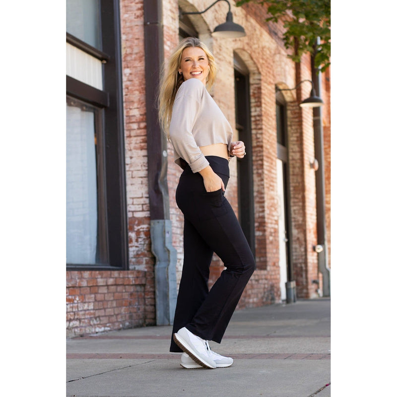 The Liz - Crossover 30"  Bootcut Leggings with Pockets