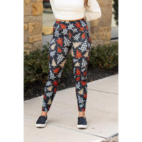 High-waisted Christmas leggings with pockets by Julia Rose.Close-up of Oh Christmas Tree buttery soft leggings fabric and detail