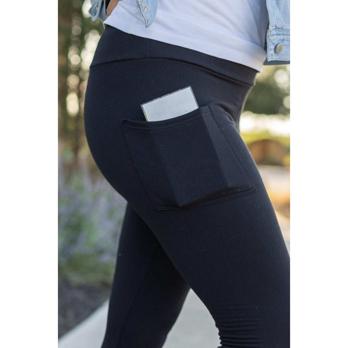 Black Full-Length Leggings with Pocket