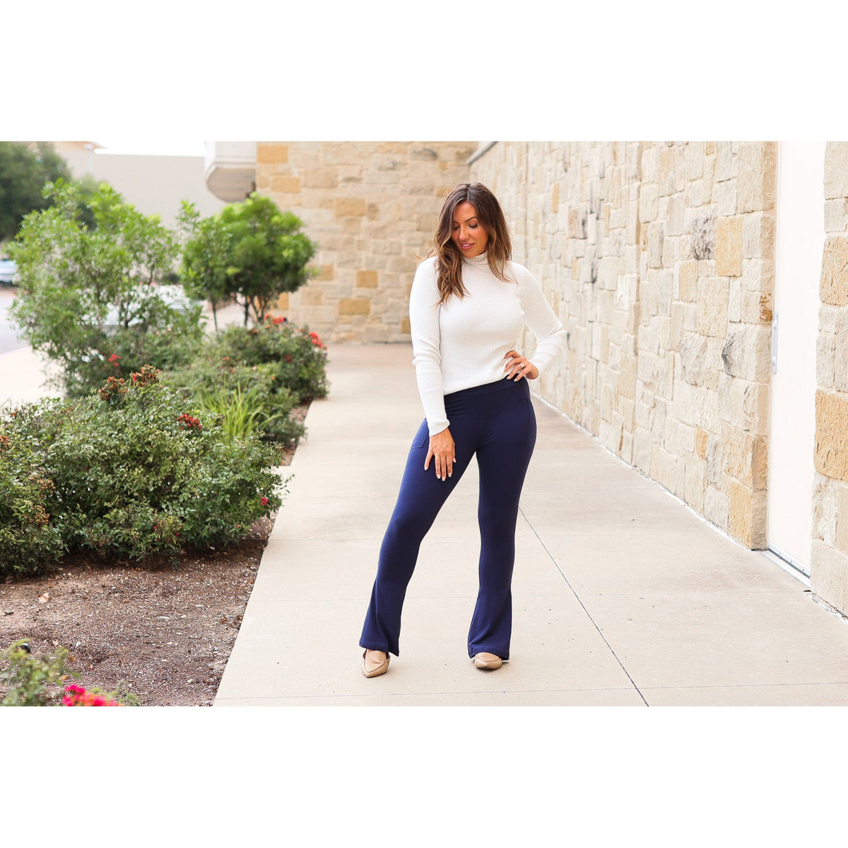 Navy FLARE Leggings with Pocket - Round 2