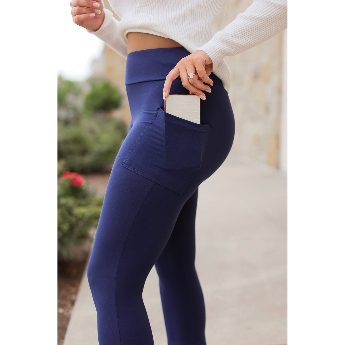 Navy FLARE Leggings with Pocket - Round 2