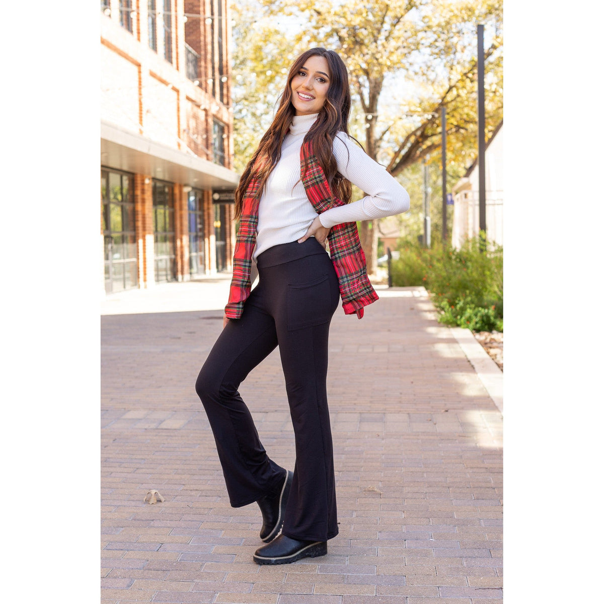 The Vanessa - 30” - Black Bootcut Leggings R3