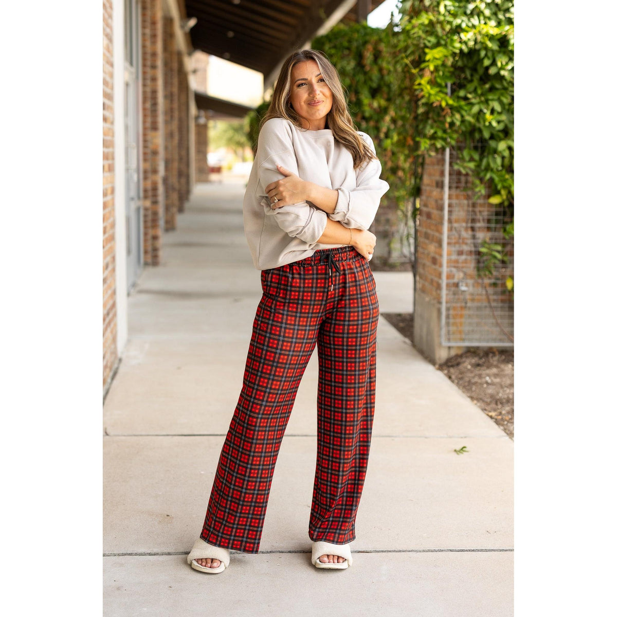 Julia Rose Noelle Plaid Pajama Pants with pockets and drawstring waist. Buttery soft plaid pajama pants for women by Julia Rose