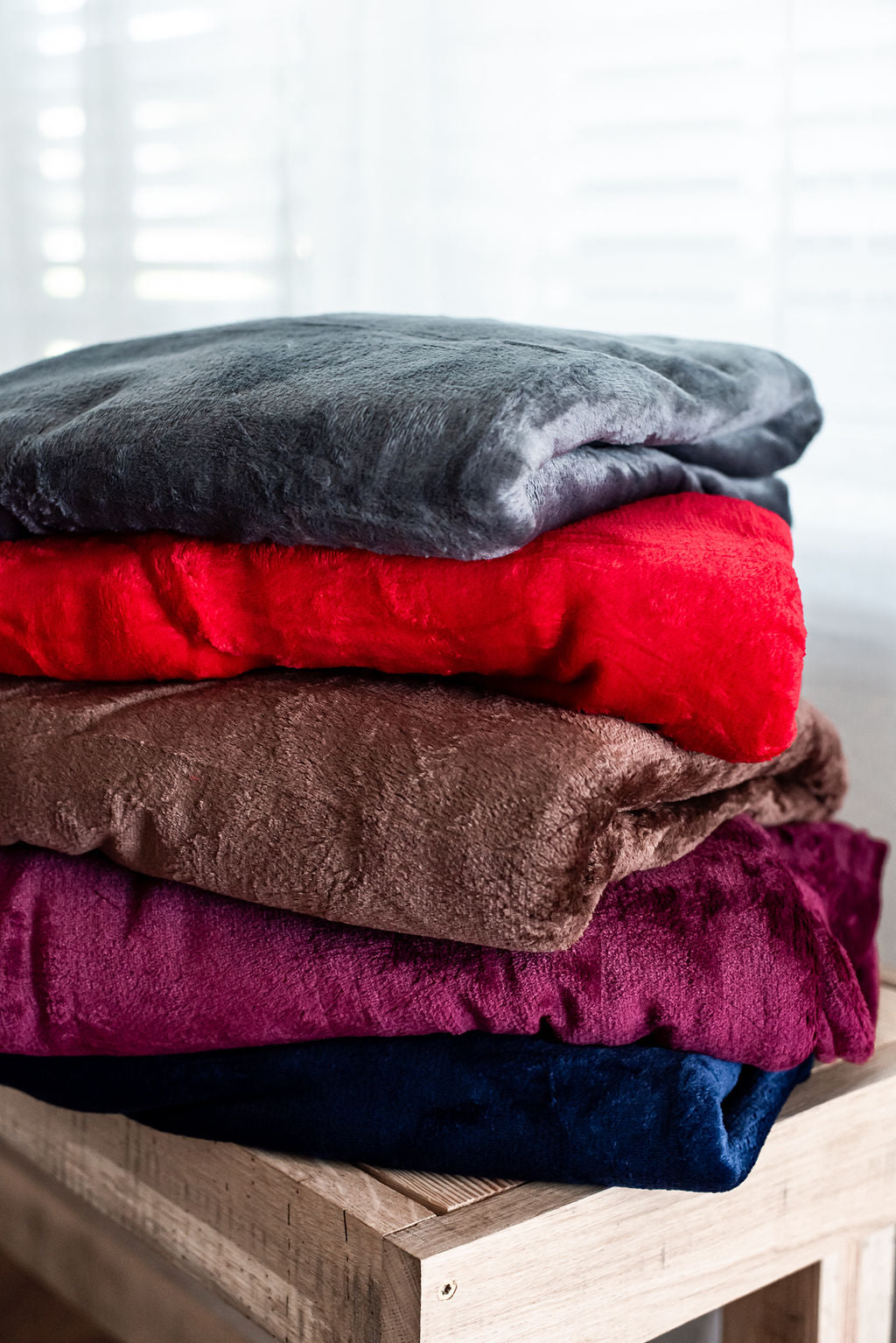 Ready to Ship | Solid Flannel Plush Blankets