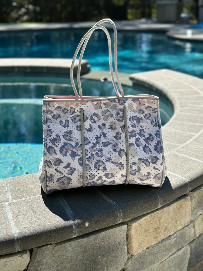 Ready to Ship | The Janice Neoprene Tote