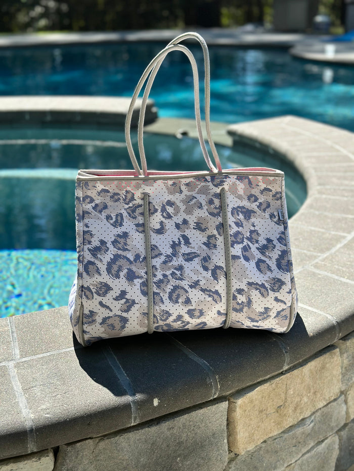 Ready to Ship | The Janice Neoprene Tote