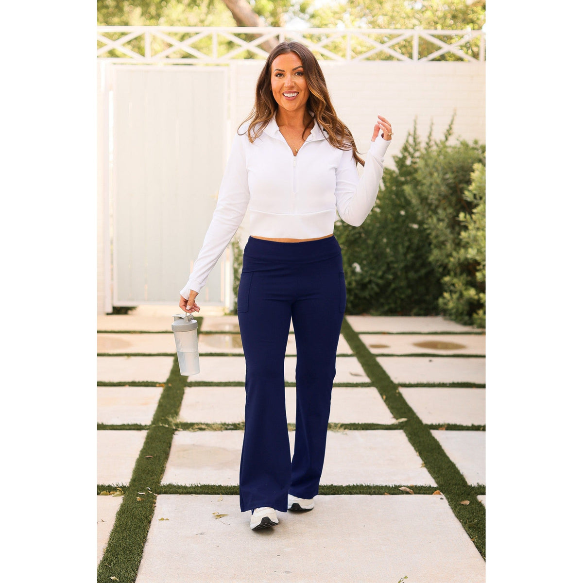 The Mila - 30"  NAVY Bootcut Leggings with Pockets*